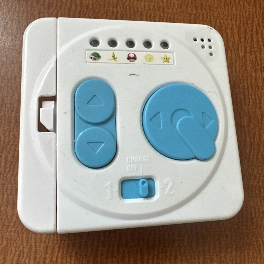 Nintendo RC Micro Remote Control Mario Kart Wii Charger/Remote‎ Only 2008